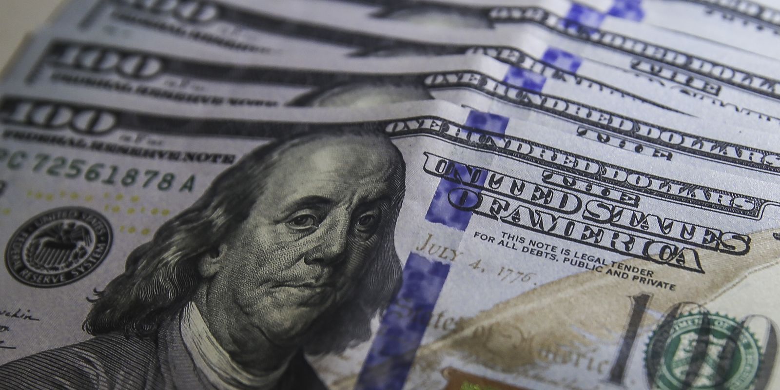 Balança comercial brasileira registra superávit de US$ 9,8 bilhões com alta nas exportações em junho