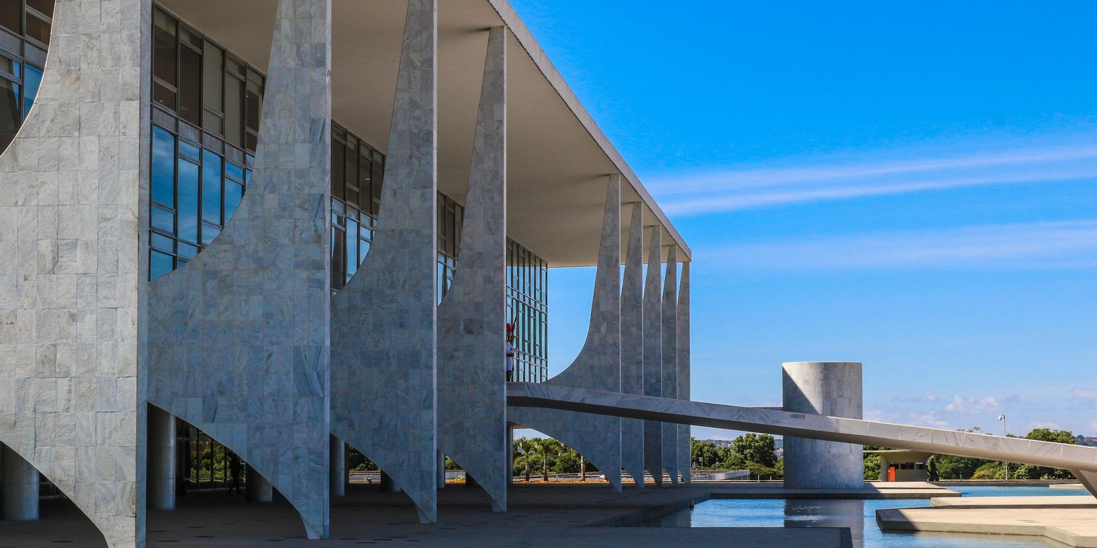 Brasil pode ativar Lei de Reciprocidade em resposta a medidas comerciais dos Estados Unidos