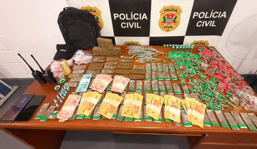 Foragido por homicídio e roubo é preso por tráfico de drogas em Santos; VÍDEO