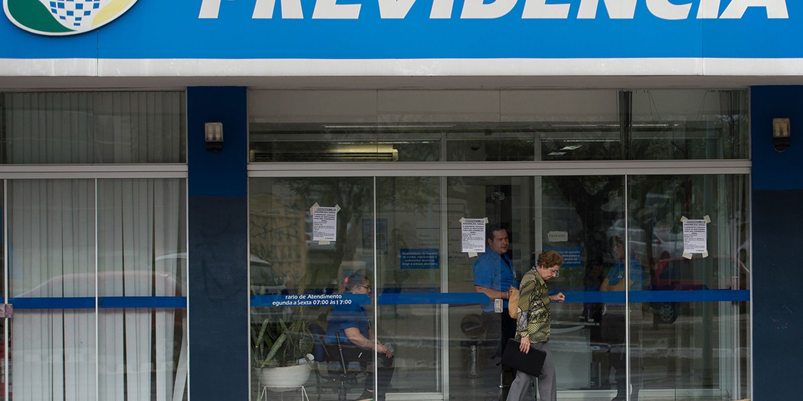 Governo libera R$ 547 milhões para ressarcimento INSS por descontos indevidos