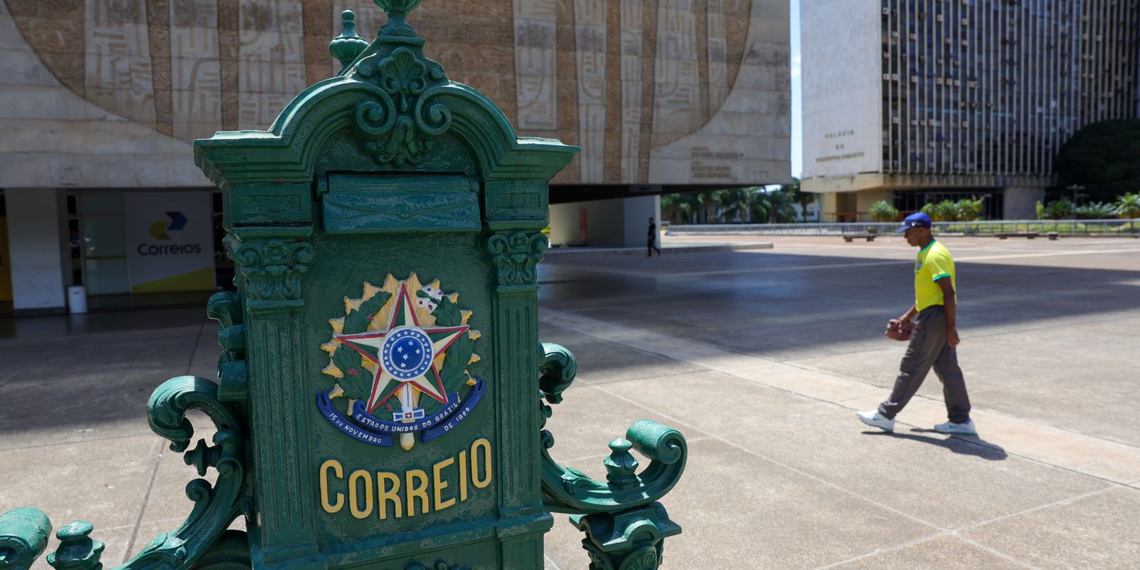 TCU alerta governo federal sobre o risco fiscal dos Correios e defende compensação de custos