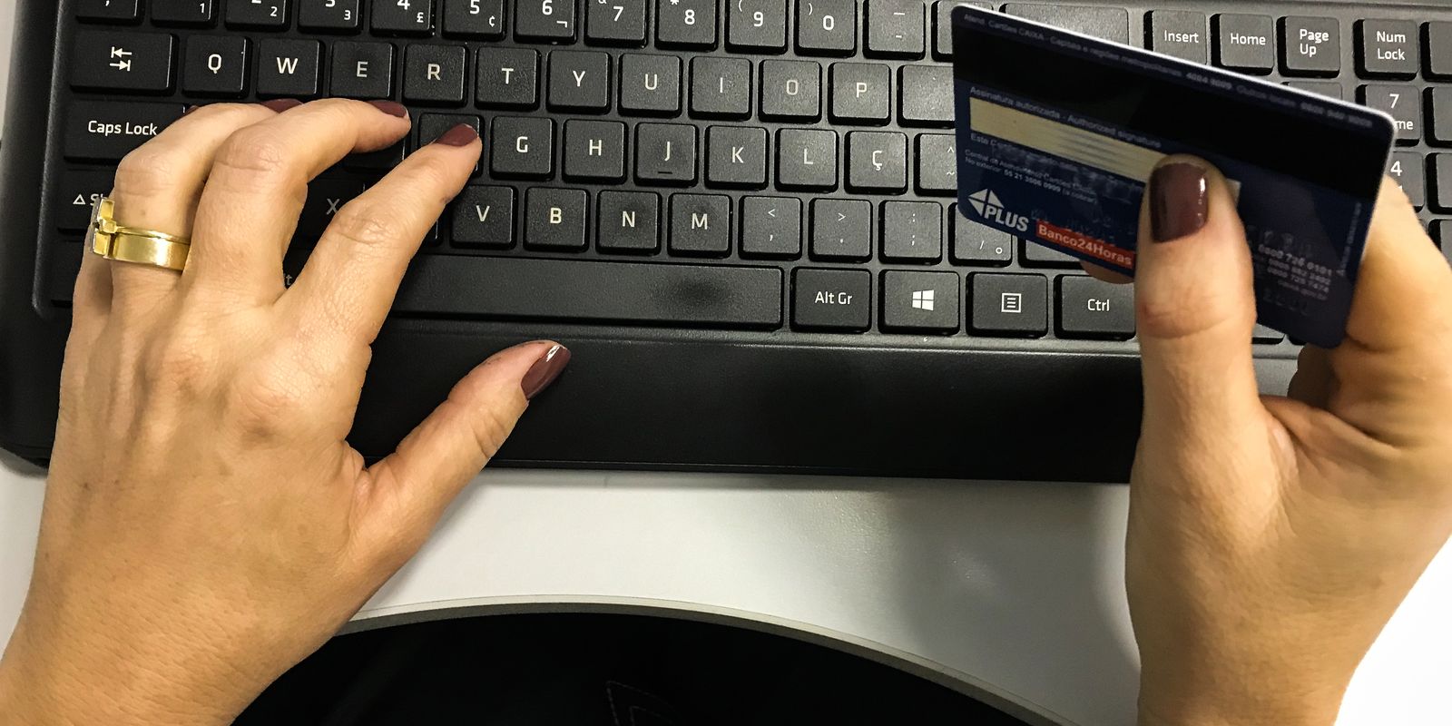 Governo federal estabelece regras para comércio eletrônico em compras públicas