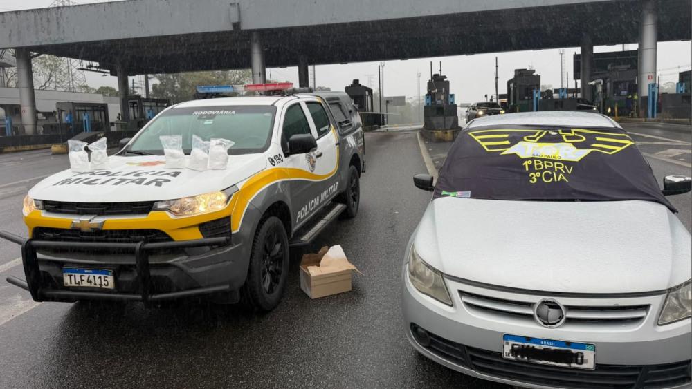 Dupla é presa com quase 5 kg de cocaína em rodovia de Santos