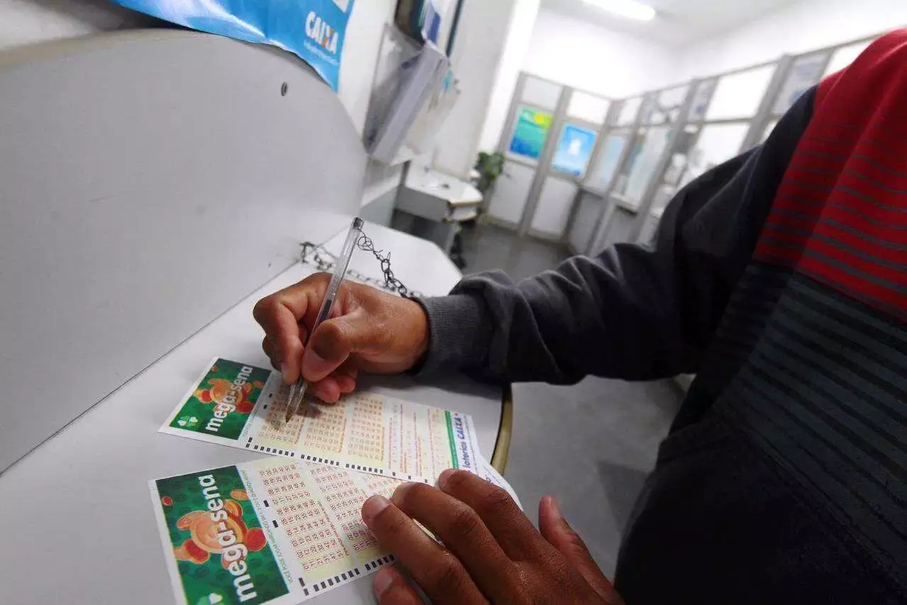 Mega-Sena: jogos de Santos, São Vicente e Peruíbe chegam perto de ganhar R$ 165 milhões no Dia dos Pais