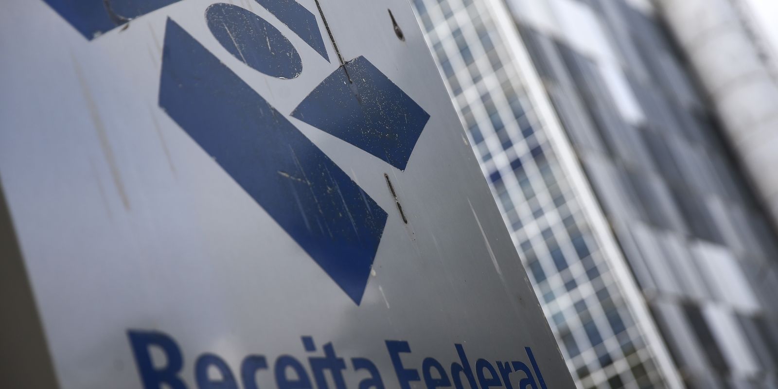 Receita paga último lote da restituição do Imposto de Renda nesta segunda-feira