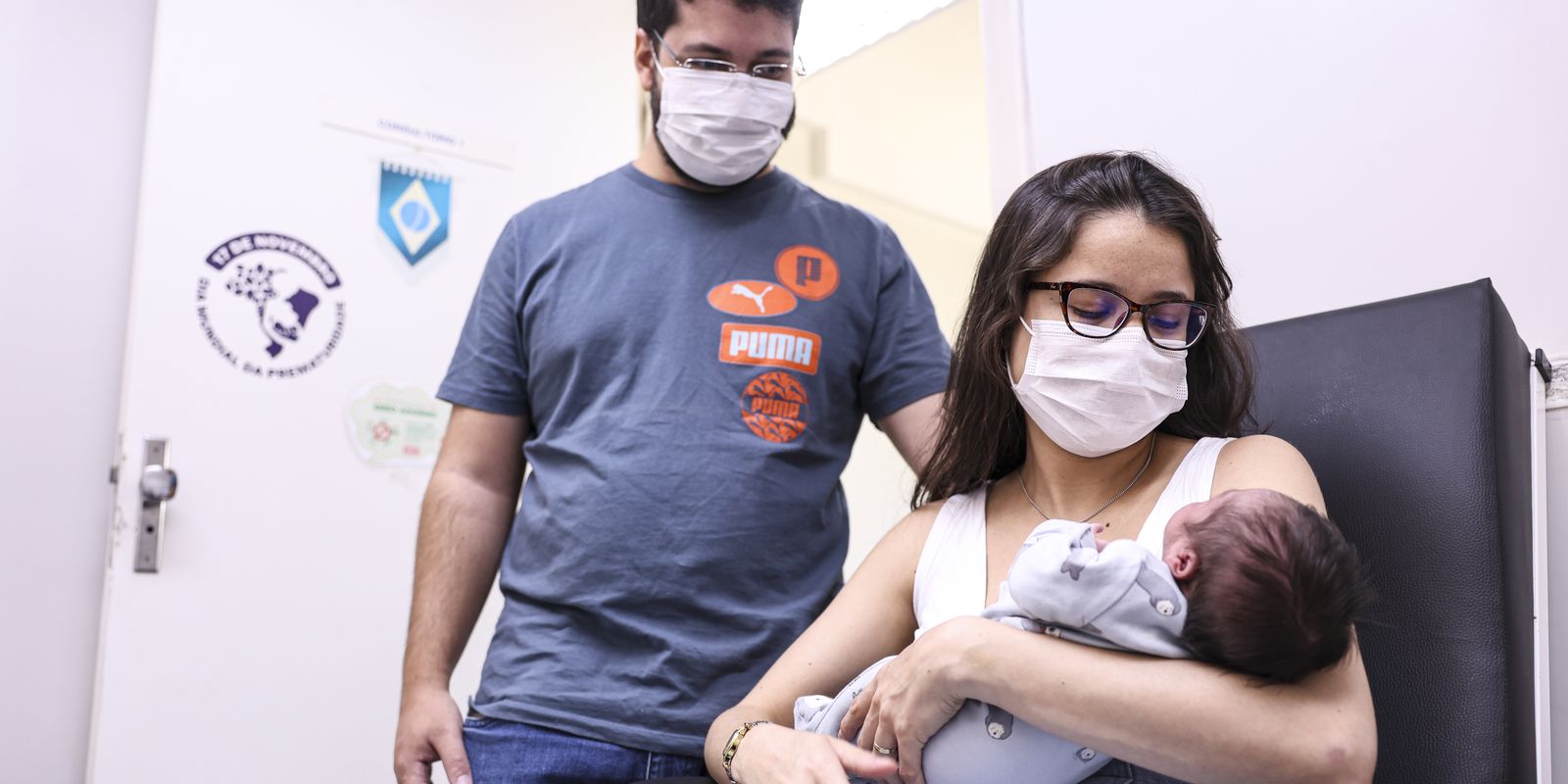 Aleitamento materno ganha força no Agosto Dourado contra pressão de fórmulas