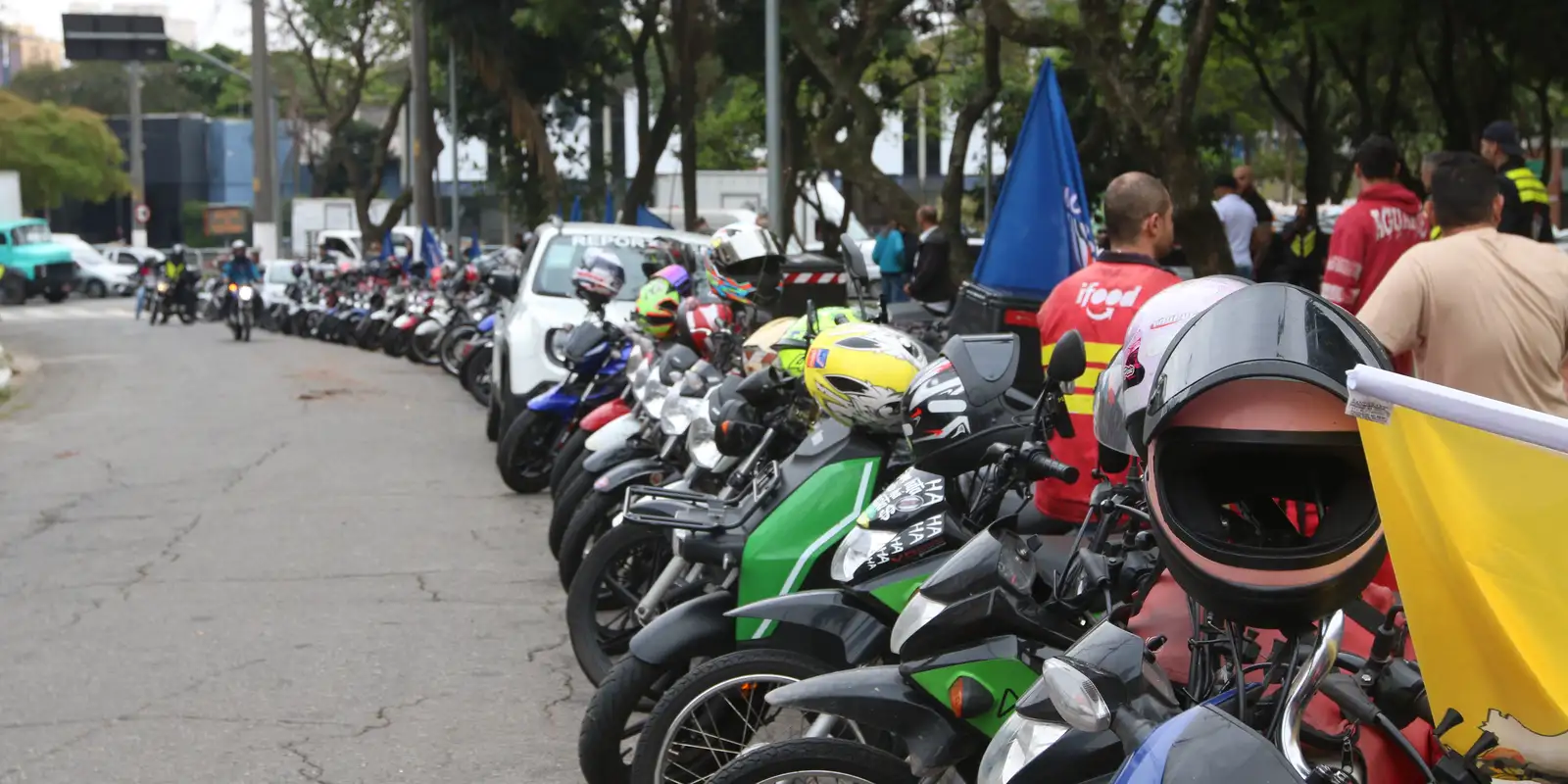 Apenas 19% dos motociclistas de aplicativo têm cobertura previdenciária