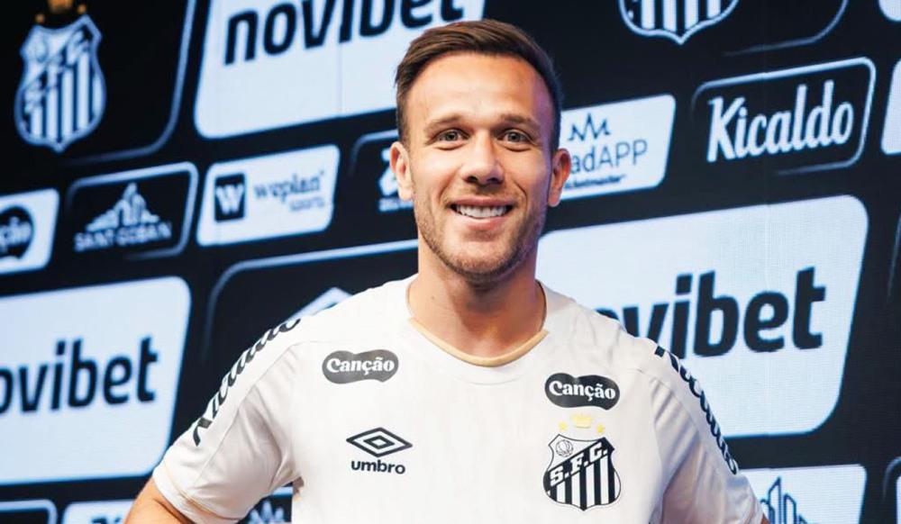 Arthur revela conversa com Neymar e celebra acerto com o Santos