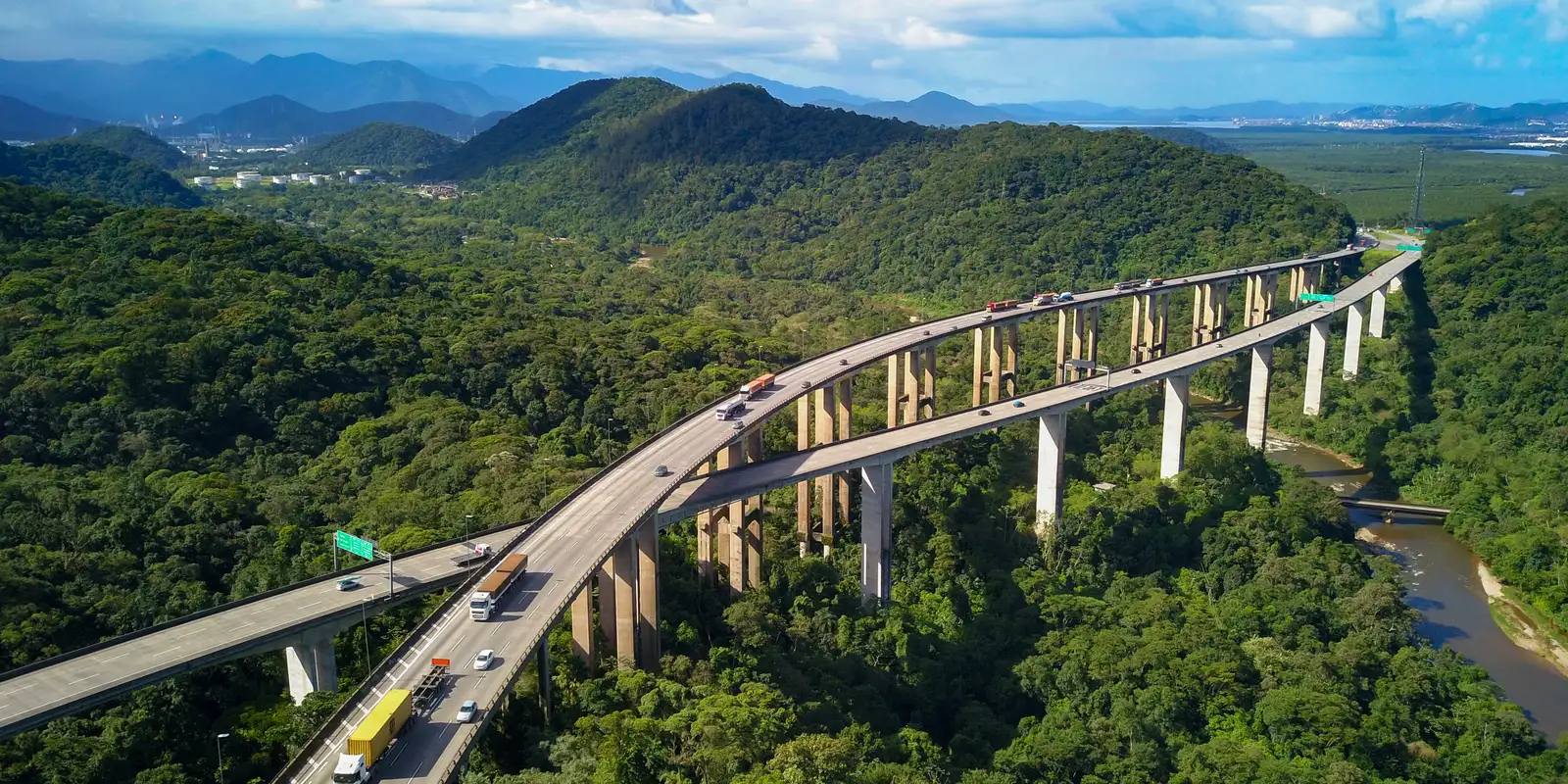 Brasil precisa dobrar investimentos para superar déficit em infraestrutura
