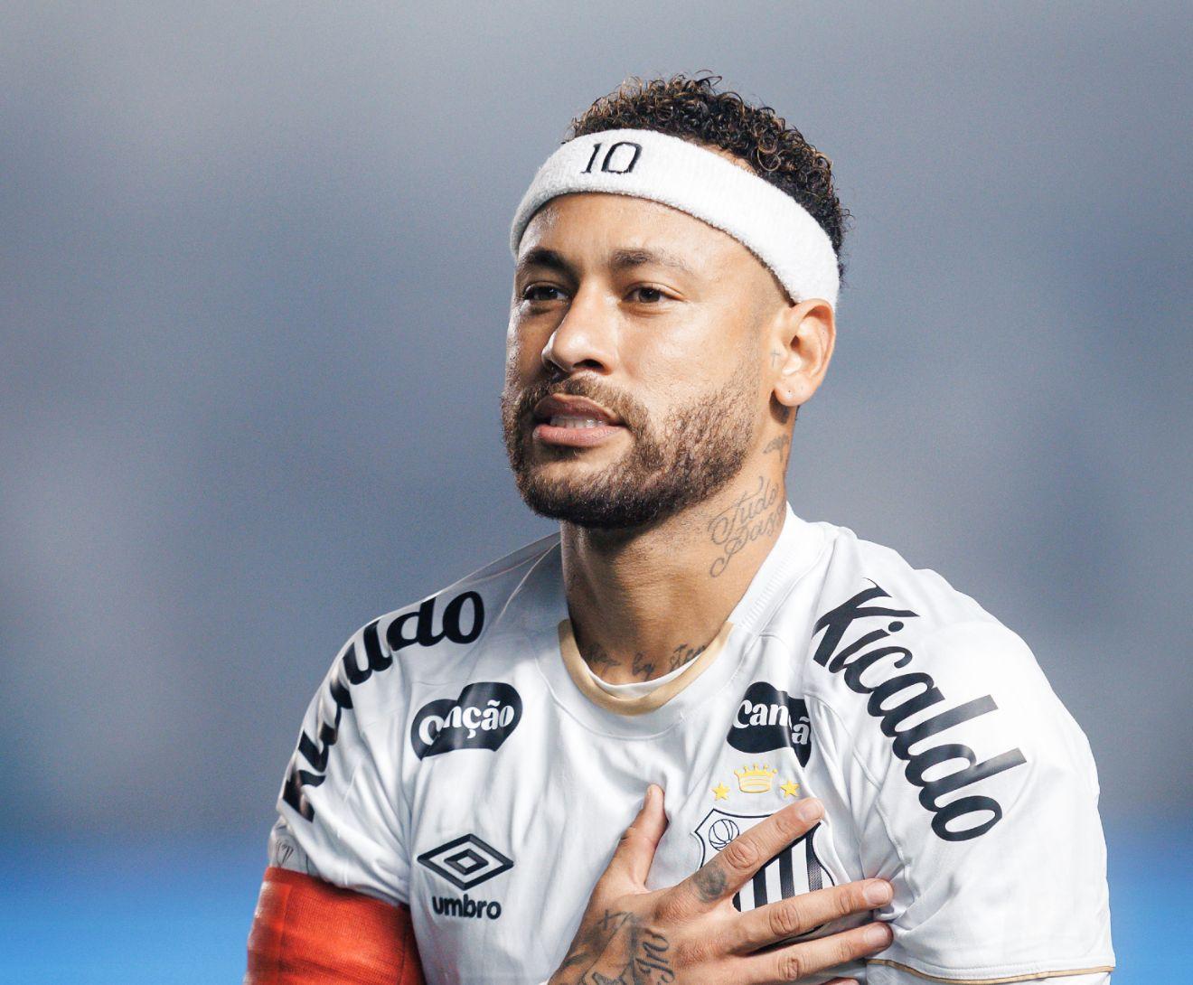 Neymar sofre lesão muscular na coxa e pode ficar até dois meses fora do Santos