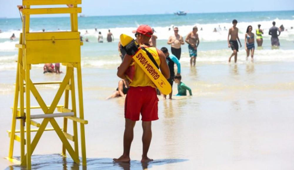 Baixada Santista terá 452 novos guarda-vidas para a temporada de verão