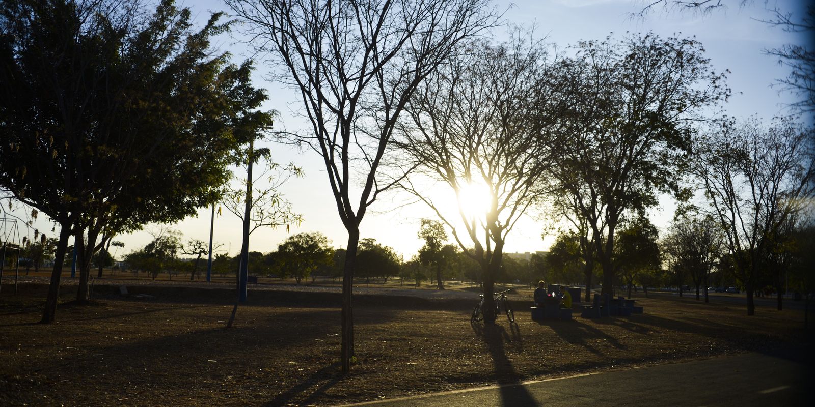 Previsão do tempo indica calor intenso e temporais em várias regiões do Brasil