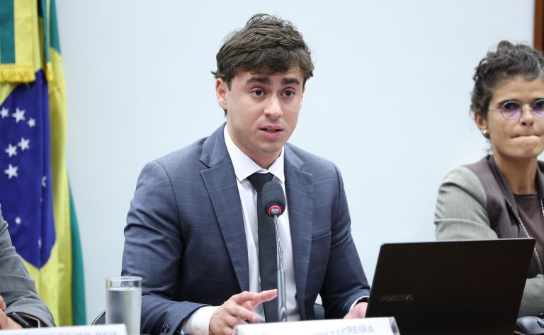 Deputados federais mais votados proporcionalmente destacam força do PL