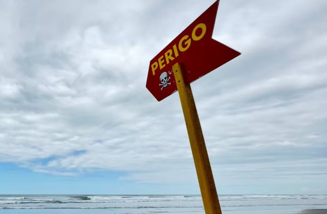 Guarda-vidas salvam banhistas de afogamentos no litoral de SP no fim de semana; veja balanço