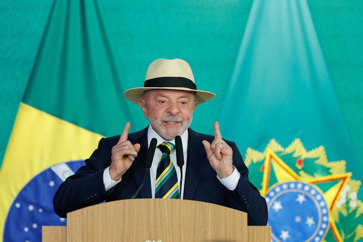 Lula é reeleito presidente da República no 2º turno