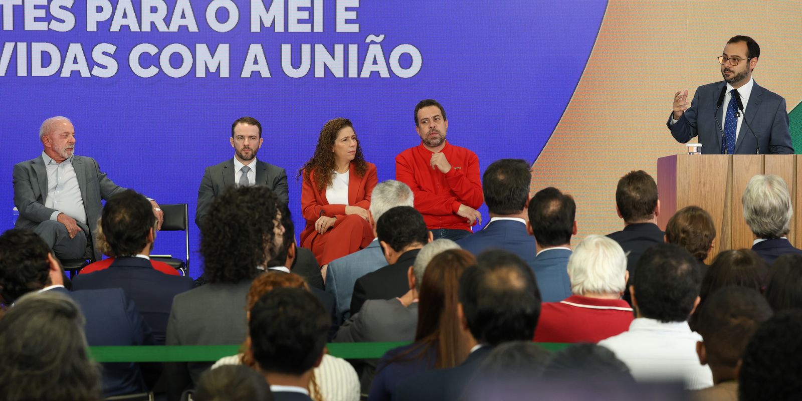 Novas regras para o MEI trazem perdão de dívidas e reajuste no faturamento