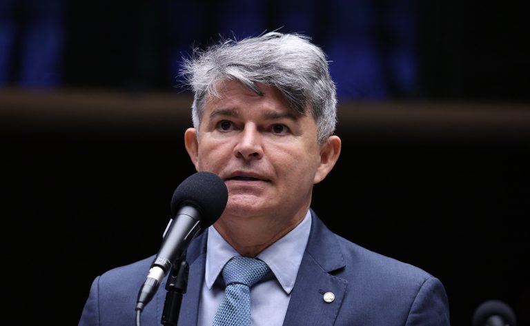 Projeto de lei sobre combate ao vandalismo prevê multas de até R$ 100 mil