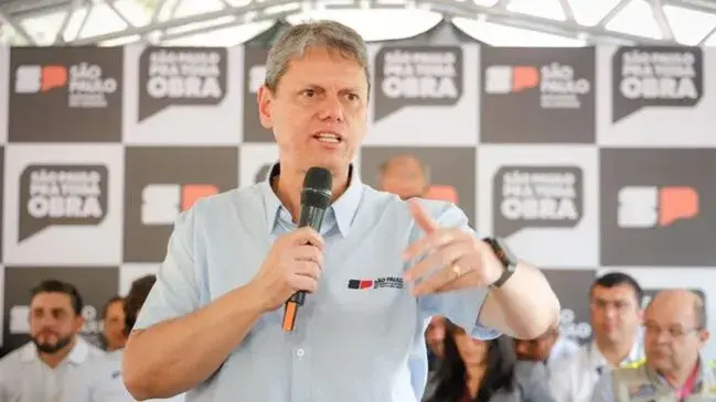 Tarcísio de Freitas, do Republicanos, é reeleito governador de São Paulo