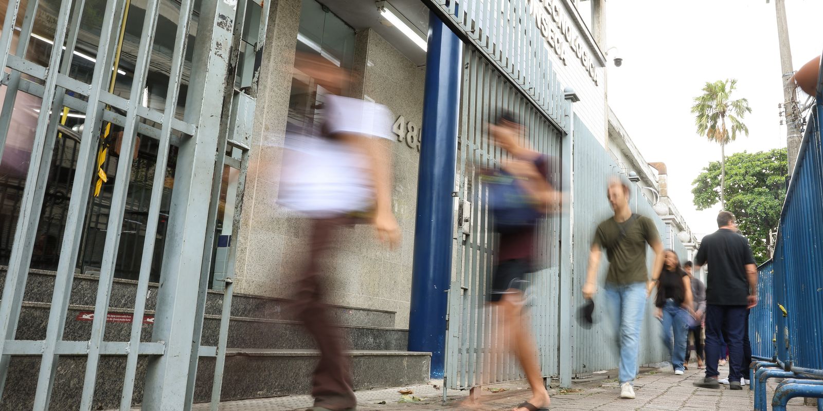 Enem 2026: prazo para escolher opção de idioma na prova termina este domingo