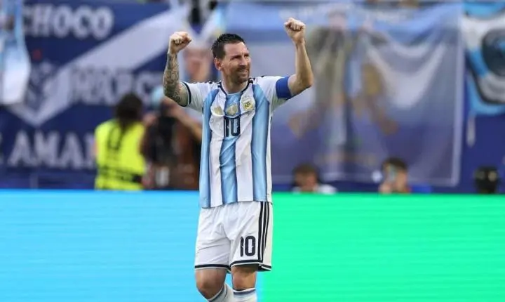 Argentina sofre contra Cabo Verde e se classifica no limite às oitavas da Copa