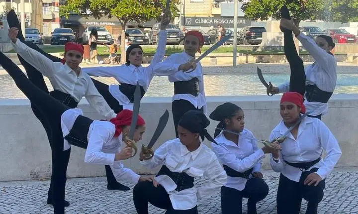 Bailarinas de Guarujá se destacam no Portugal Dance Competition