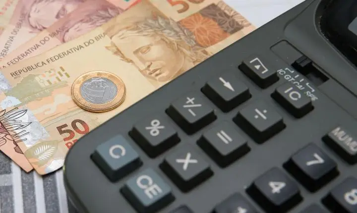 Boletim Focus: mercado financeiro ajusta projeção de inflação para 5,16%