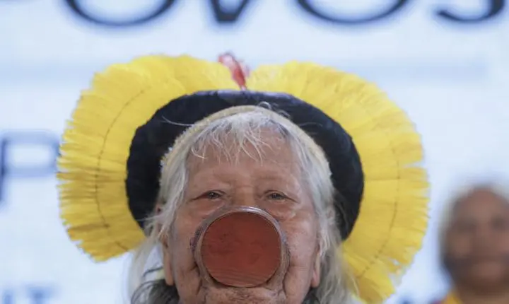 Cacique Raoni apresenta hemorragia digestiva, mas seu estado é estável