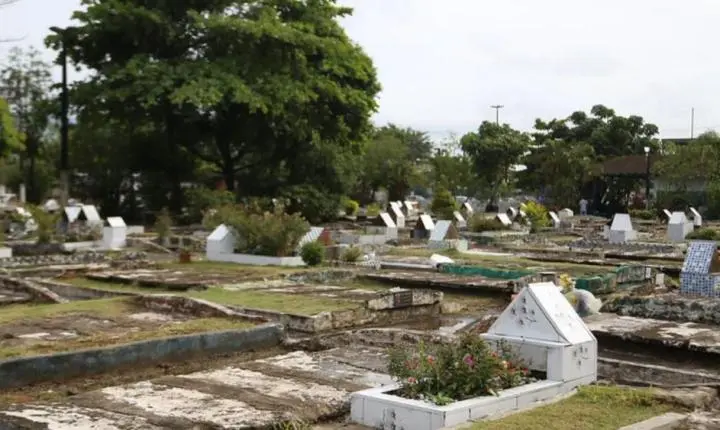 Casa de Candomblé denuncia intolerância religiosa em cemitério de Guarujá