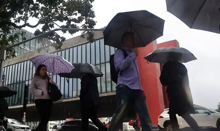 Seis cidades decretam situação de emergência no Vale do Ribeira após tempestades