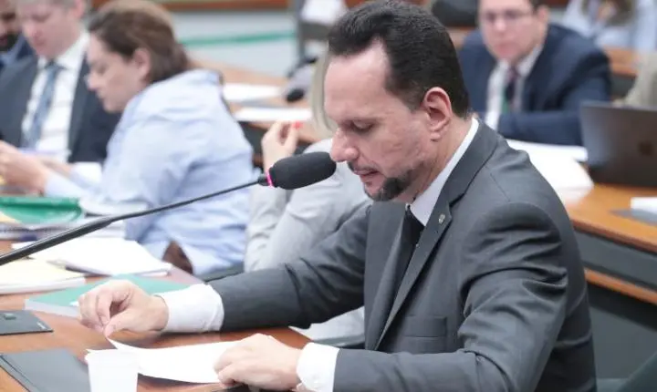 Comissão aprova incentivo fiscal para combate ao desemprego no Brasil