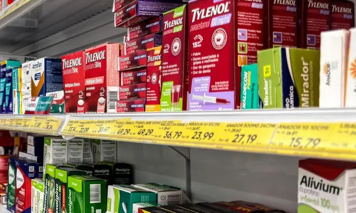 CRF-SP aciona Ministério Público contra a venda de medicamentos em máquinas