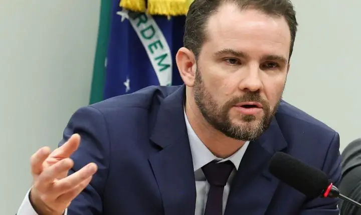 Durigan defende ampliar relações comerciais do Brasil sem ter dependência externa