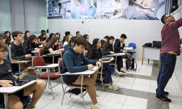 Fies 2026: pré-selecionados devem concluir validação de dados até segunda