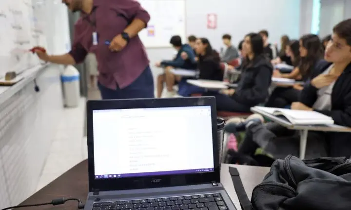 Fies 2026: pré-selecionados devem complementar informações da inscrição