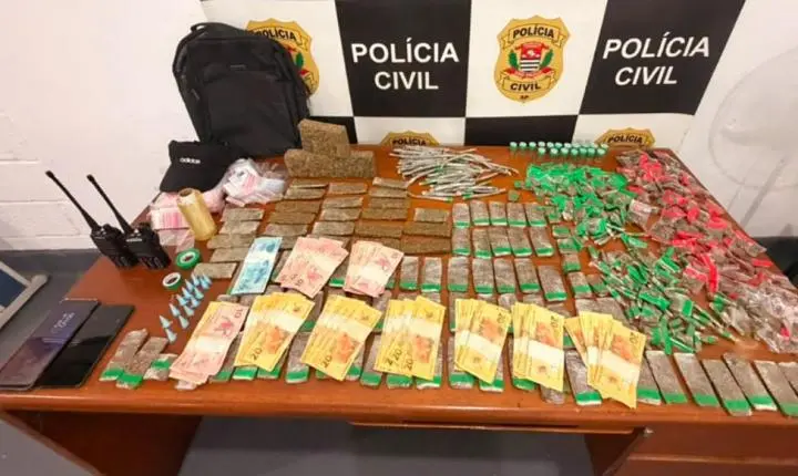 Foragido por homicídio e roubo é preso por tráfico de drogas em Santos; VÍDEO
