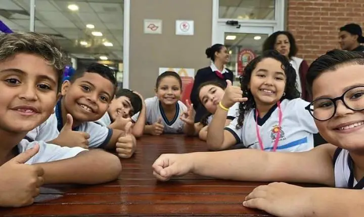 Fundo Social promove Tarde Feliz com 90 alunos de escola municipal