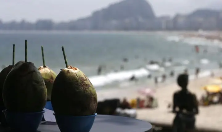 Turistas internacionais injetam R$ 25 bilhões na economia do Brasil, marcando receita recorde em cinco meses