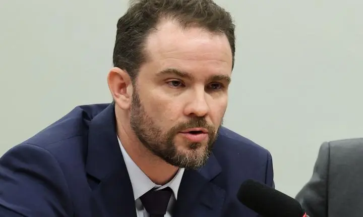Governo prepara envio da MP do Imposto Seletivo ao Congresso Nacional