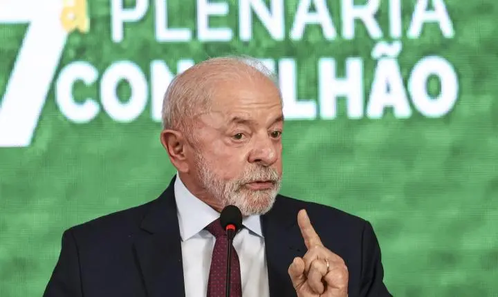 Governo avalia devolução de celular roubado via Correios, anuncia Lula