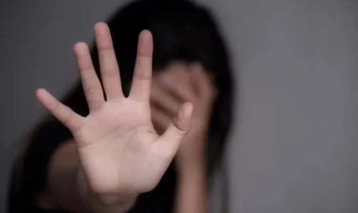 Mecânico é preso por estupro de vulnerável de adolescente de 13 anos; mãe também é detida