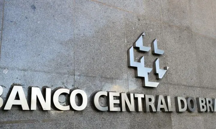 Mercado financeiro ajusta projeção da inflação para 5% no boletim focus