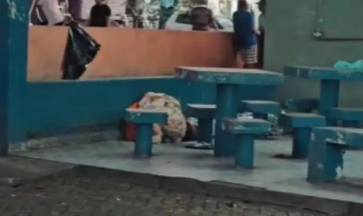 Mulher é encontrada morta em praça de Vicente de Carvalho