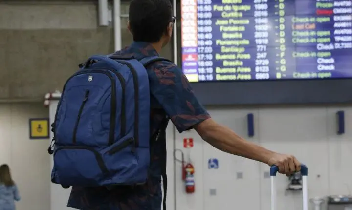 Receita Federal lança novo sistema alfandegário para agilizar desembarque em aeroportos