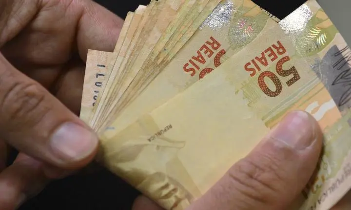 Número de superendividados no Brasil sobe 75% em cinco anos, revela Banco Central