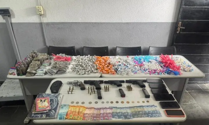 O Comando do 21º Batalhão de Polícia Militar do Interior (21º BPM/I) realizaram incursão no bairro Santa Cruz dos Navegantes, município de Guarujá