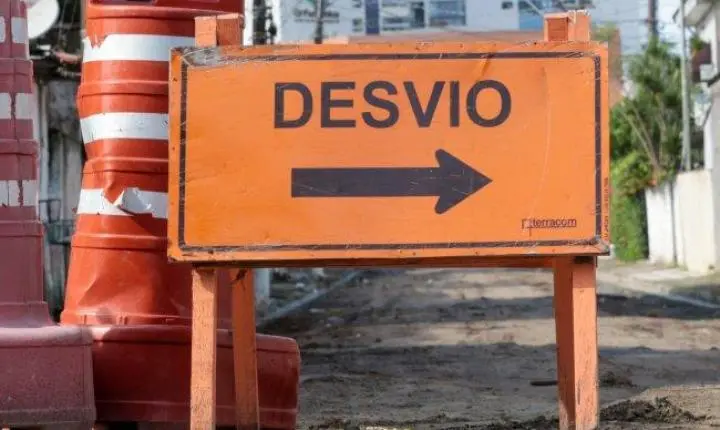 Obras da Sabesp provocam interdições em ruas da Baixada Santista nesta semana