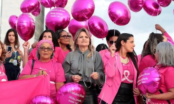 Deputada defende diagnóstico precoce contra o câncer no Outubro Rosa