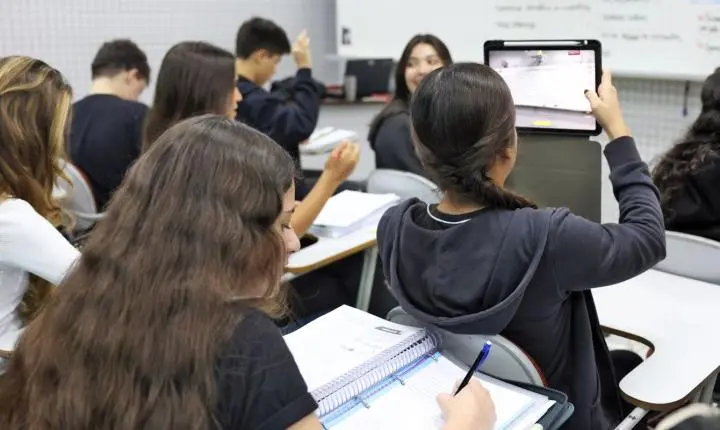 Pé-de-Meia paga nova parcela para nascidos em março e abril nesta terça