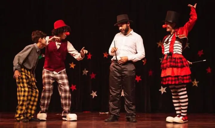 Peça Respeitável Público é opção nesta Sexta-feira (02) no Teatro Procópio Ferreira