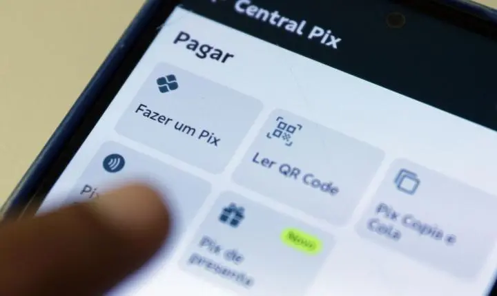 Sistema registra instabilidade no Pix e afeta bancos neste domingo